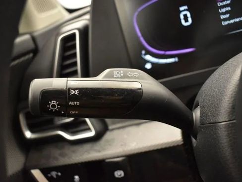 Used 2025 Kia Sportage LX AWD/4WD image 25