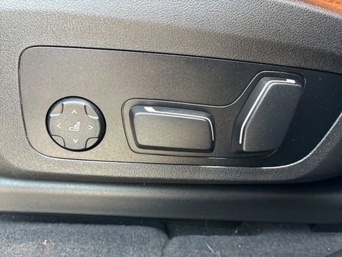 Used 2024 BMW X3 xDrive30i w/ Convenience Package AWD/4WD image 18