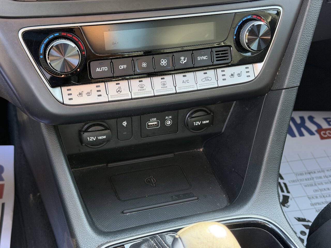 Used 2019 Hyundai Sonata Limited FWD image 14