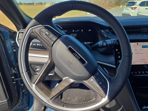 New 2026 Jeep Grand Cherokee L Limited image 18