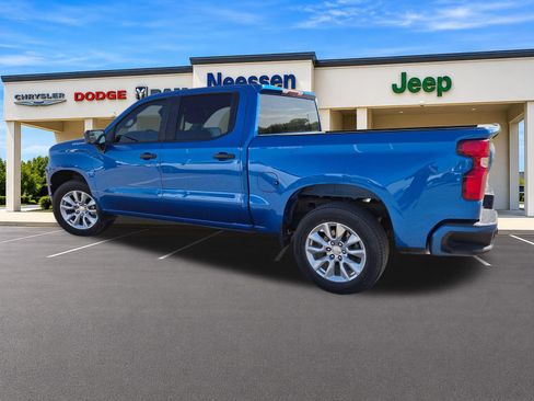 Used 2023 Chevrolet Silverado 1500 Custom RWD image 5