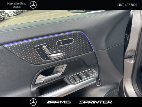 Used 2025 Mercedes-Benz GLA 250 4MATIC w/ Winter Package image 13