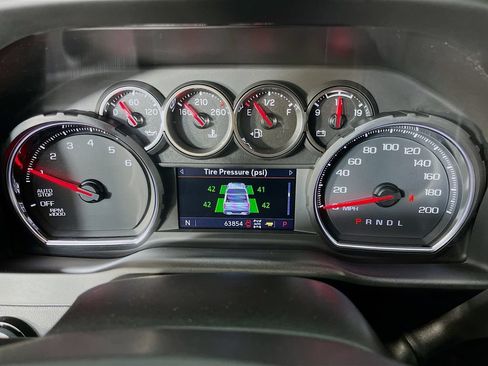 Used 2022 Chevrolet Silverado 1500 LT Trail Boss w/ Bed Protection Package AWD/4WD image 18