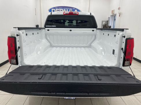 New 2026 Chevrolet Colorado W/T AWD/4WD image 13