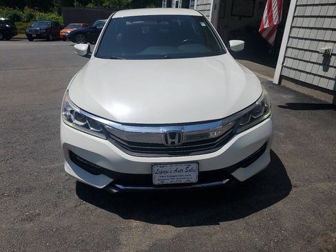 Used 2017 Honda Accord Sport Special Edition image 3