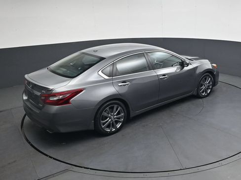 Used 2018 Nissan Altima 2.5 SR w/ SR Special Edition FWD image 26