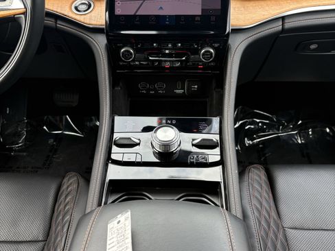 Used 2022 Jeep Grand Cherokee L Summit image 21