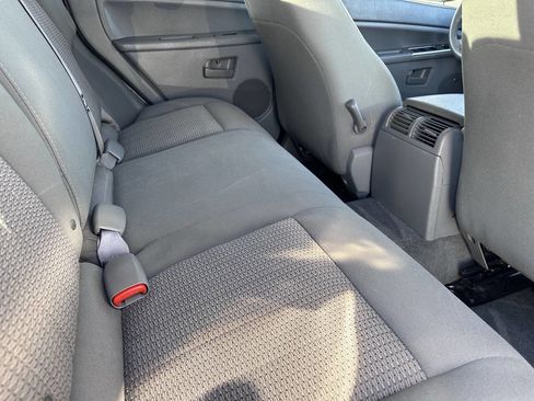 Used 2007 Jeep Grand Cherokee Laredo image 5