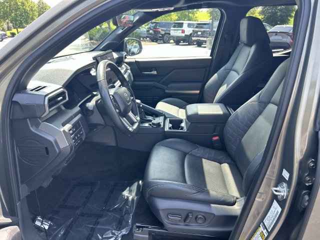 Used 2024 Toyota Tacoma TRD Off-Road w/ TRD Off Road Premium Package AWD/4WD image 21