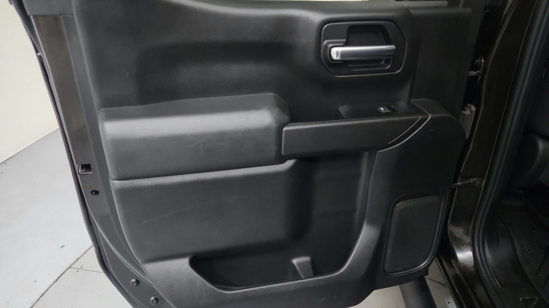 Used 2019 Chevrolet Silverado 1500 LT w/ All-Star Edition AWD/4WD image 18