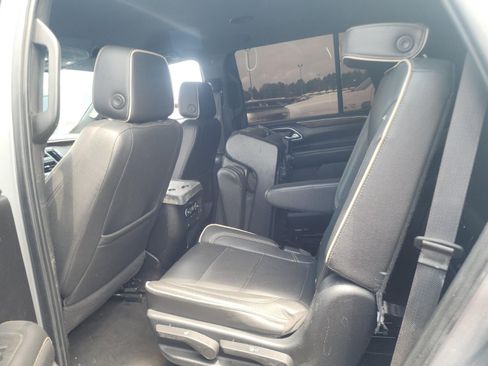 Used 2023 Chevrolet Tahoe Premier AWD/4WD image 10