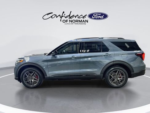 New 2026 Ford Explorer ST-Line w/ ST-Line Street Pack AWD/4WD image 5