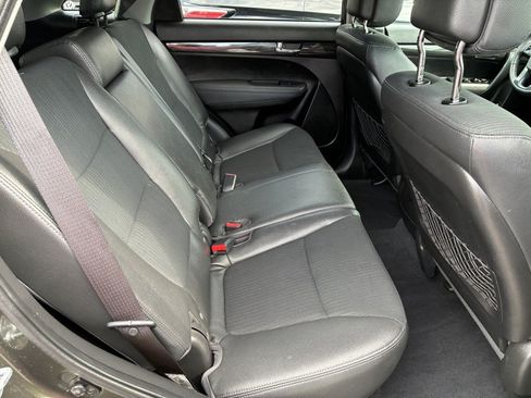 Used 2011 Kia Sorento EX AWD/4WD image 19