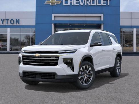 New 2026 Chevrolet Traverse LT FWD image 30