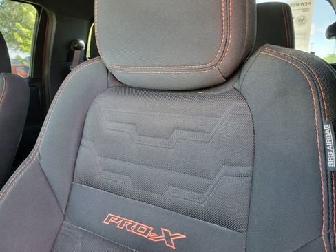 Certified 2022 Nissan Frontier Pro-X image 17