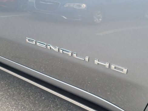 Used 2026 GMC Sierra 2500 Denali w/ Denali Reserve Package AWD/4WD image 8