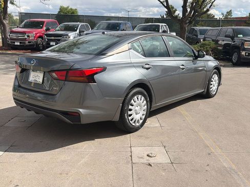 Used 2019 Nissan Altima 2.5 S AWD/4WD image 5
