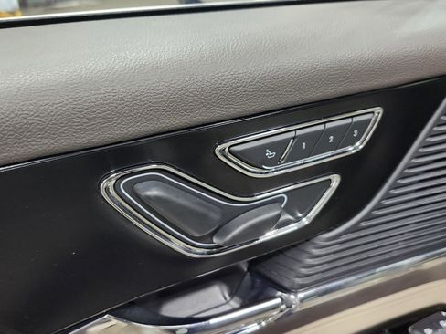 Used 2020 Lincoln Corsair FWD image 27