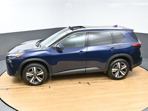 Used 2024 Nissan Rogue SL w/ SL Premium Package image 47