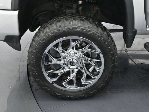 Used 2020 Chevrolet Silverado 2500 High Country w/ Z71 Off-Road Package AWD/4WD image 35