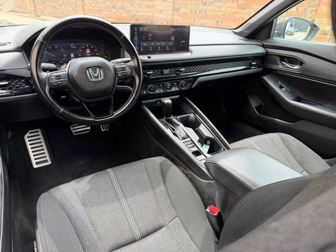Used 2024 Honda Accord Sport image 5