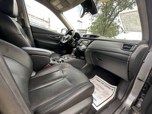 Used 2020 Nissan Rogue SL image 23