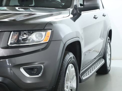Used 2015 Jeep Grand Cherokee Laredo w/ Quick Order Package 23E AWD/4WD image 4