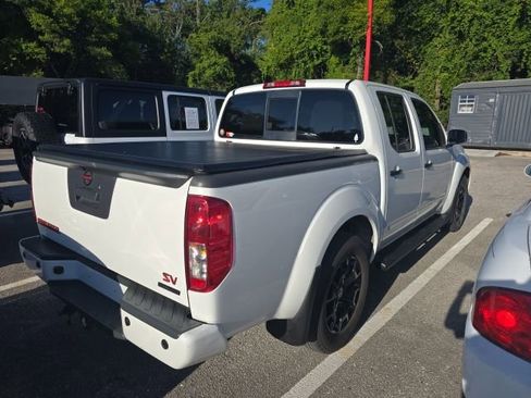 Used 2019 Nissan Frontier SV w/ Value Truck Package RWD image 4