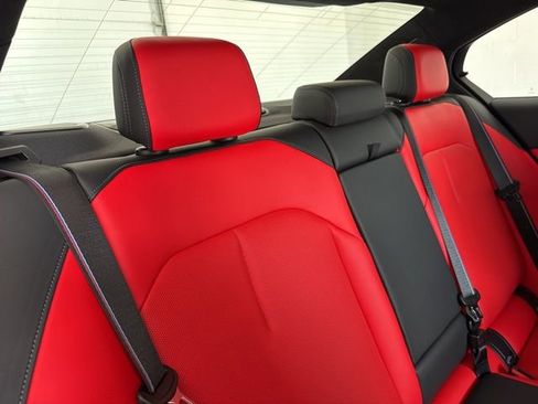 Used 2025 BMW M5 Base w/ Carbon Package image 53