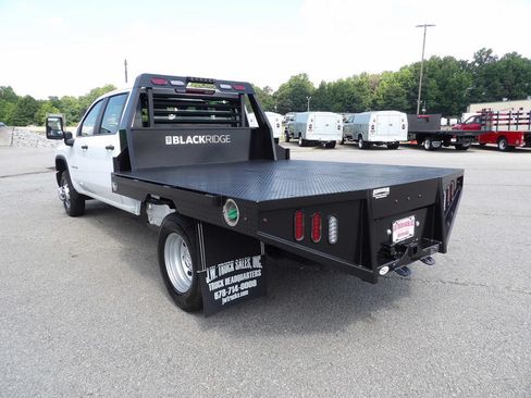 Used 2025 Chevrolet Silverado 3500 W/T AWD/4WD image 5