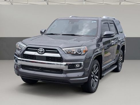 Used 2022 Toyota 4Runner Limited AWD/4WD image 6