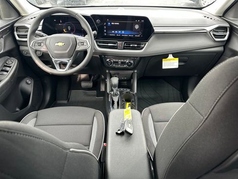 New 2026 Chevrolet TrailBlazer LT w/ Convenience Package image 15