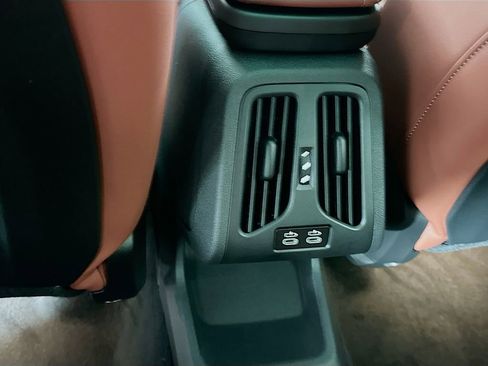 New 2026 BMW X2 xDrive28i w/ Technology Package image 32