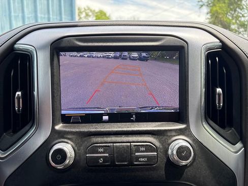Used 2019 GMC Sierra 1500 SLT w/ SLT Premium Plus Package AWD/4WD image 15