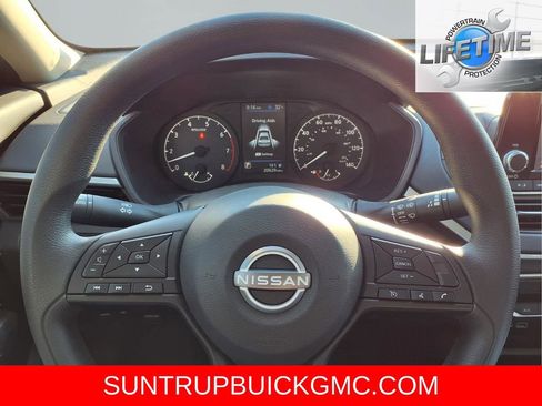 Used 2024 Nissan Altima 2.5 S image 21