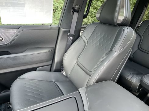 New 2026 INFINITI QX80 Autograph w/ Premium Cargo Package image 14