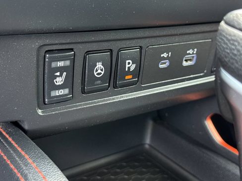 Used 2022 Nissan Frontier PRO-4X AWD/4WD image 22