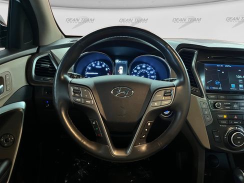 Used 2017 Hyundai Santa Fe Limited AWD/4WD image 13