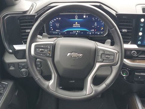 Certified 2022 Chevrolet Silverado 1500 RST w/ Rally Edition image 12