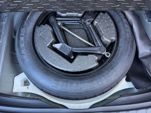 Used 2023 Toyota RAV4 XLE w/ Convenience Package image 17