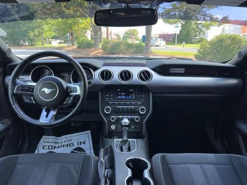 Used 2018 Ford Mustang GT RWD image 23