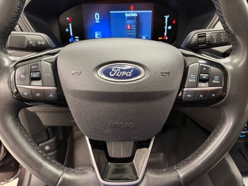 Used 2023 Ford Escape Active AWD/4WD image 9