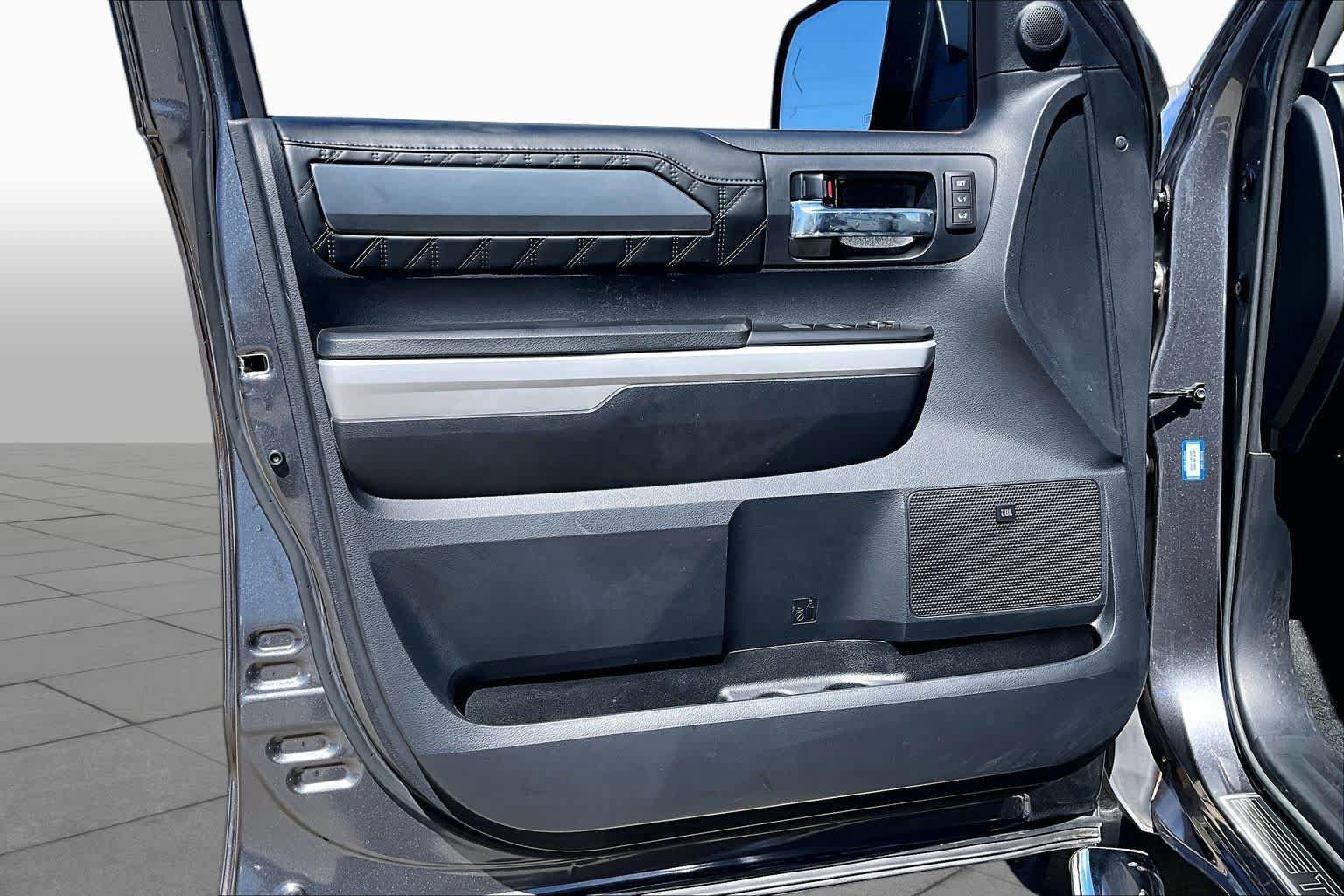 Used 2019 Toyota Tundra Platinum AWD/4WD image 22
