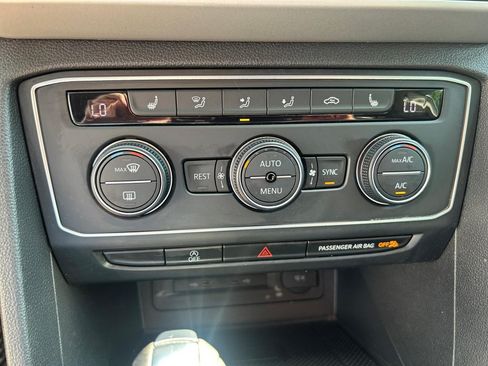 Used 2021 Volkswagen Atlas SE FWD image 18