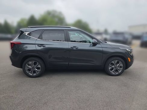 Certified 2024 Kia Seltos S FWD image 7