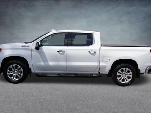 Used 2023 Chevrolet Silverado 1500 LTZ AWD/4WD image 4