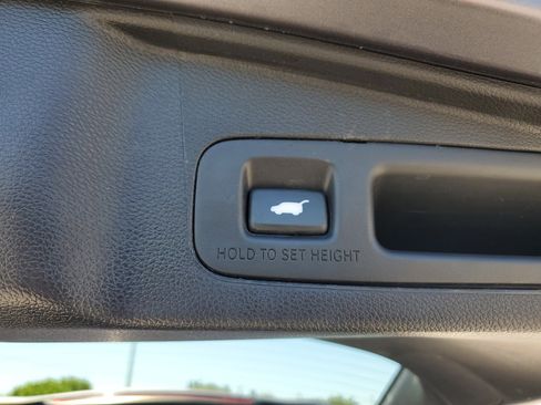 Used 2022 Honda CR-V EX-L image 16