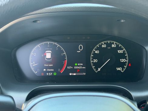 Used 2023 Honda HR-V LX image 23