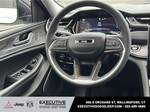 Used 2023 Jeep Grand Cherokee 4xe image 27