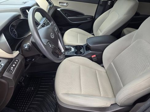 Used 2018 Hyundai Santa Fe Sport w/ 2.4L Value Package 02 FWD image 12
